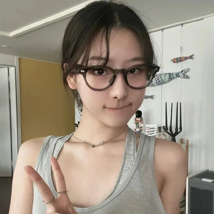 动态漫画·开局强吻裂口女